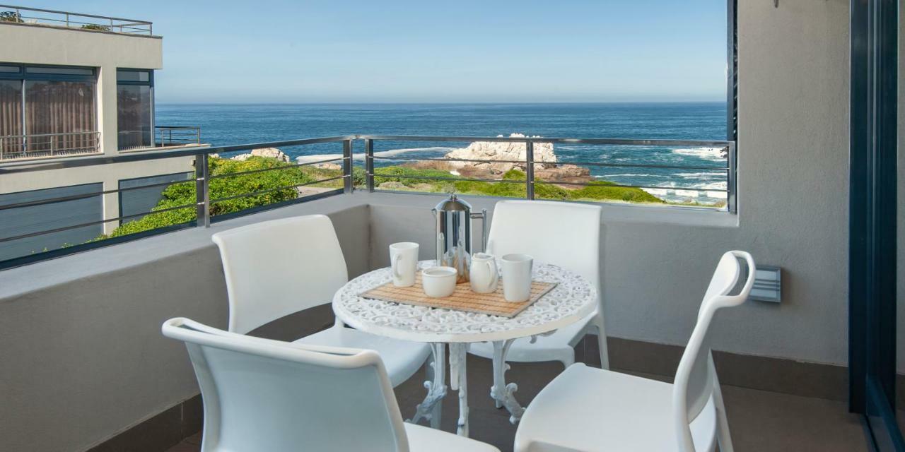 Harbour House Hotel - Le Paradis Apartments Hermanus Bagian luar foto