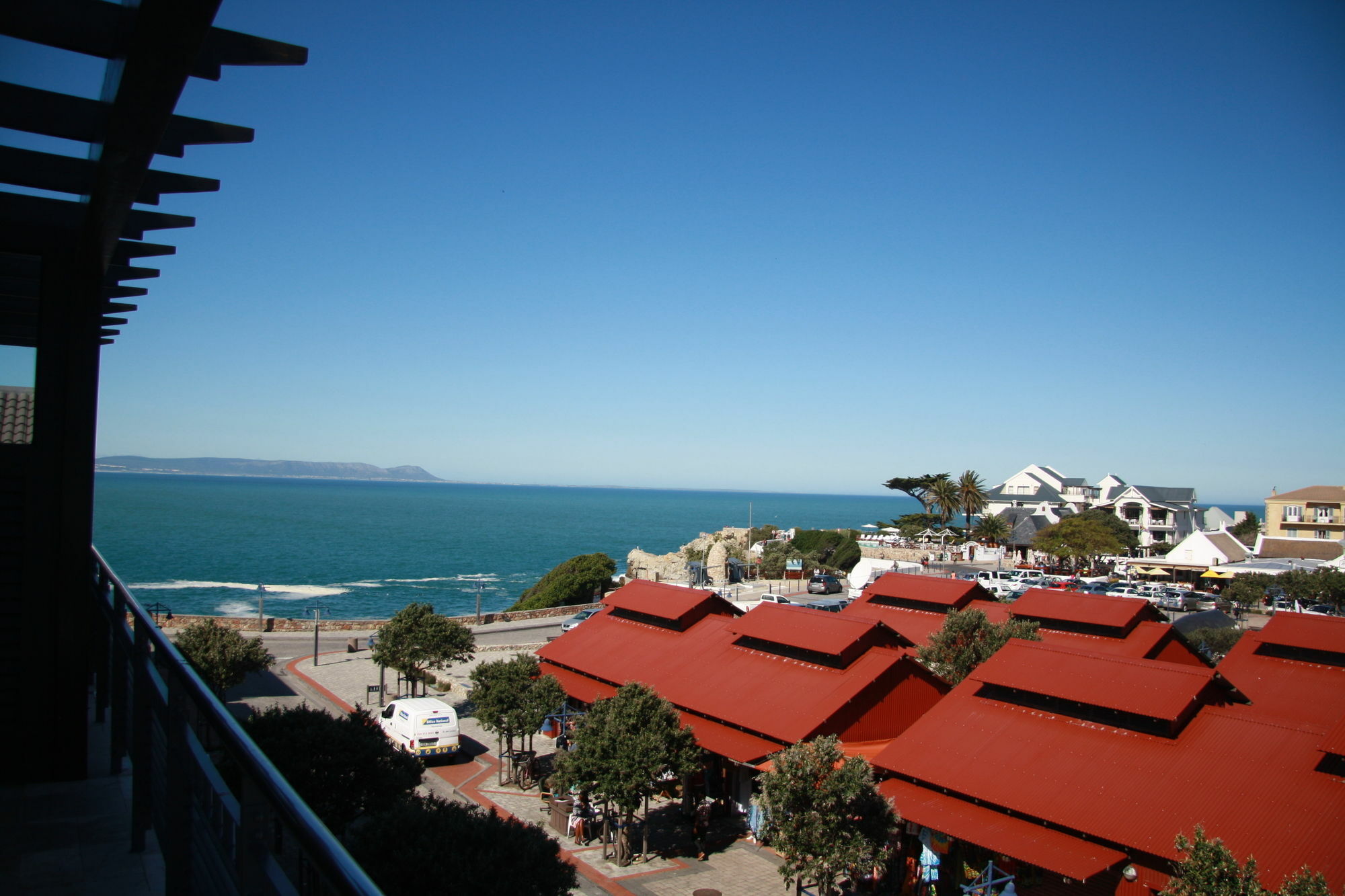 Harbour House Hotel - Le Paradis Apartments Hermanus Bagian luar foto