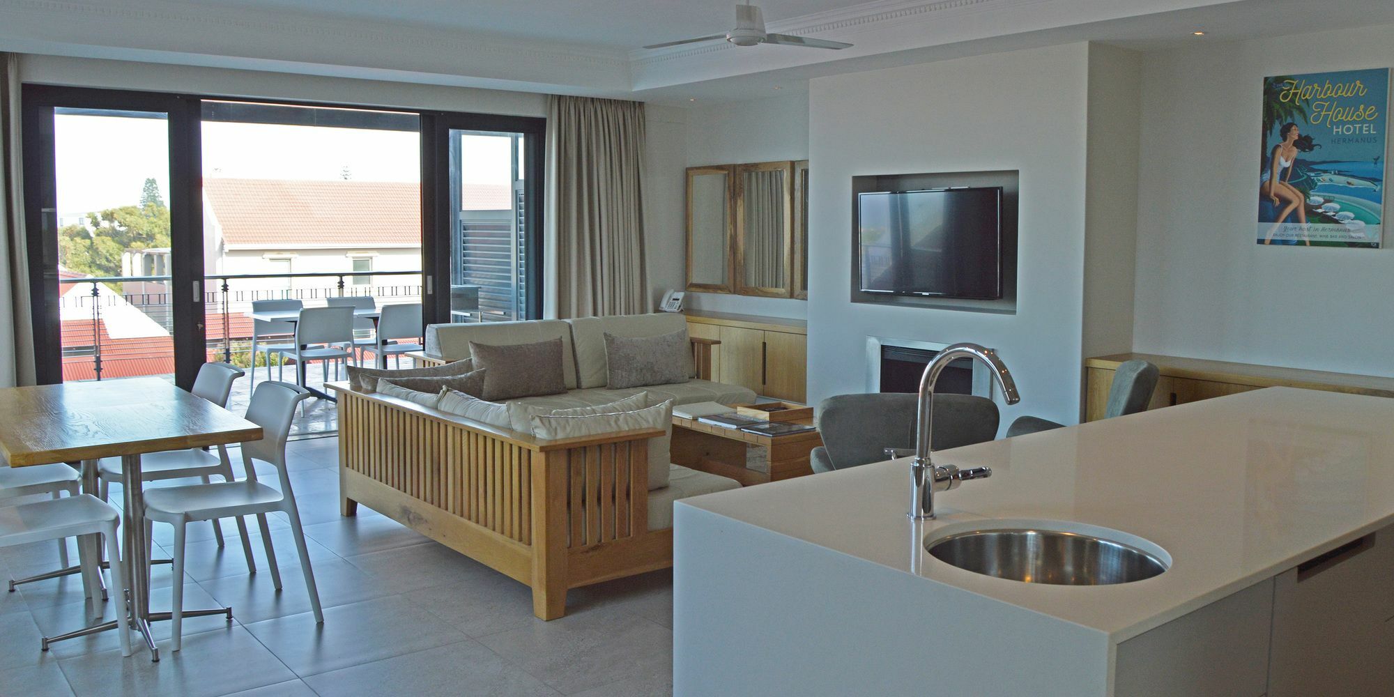 Harbour House Hotel - Le Paradis Apartments Hermanus Bagian luar foto